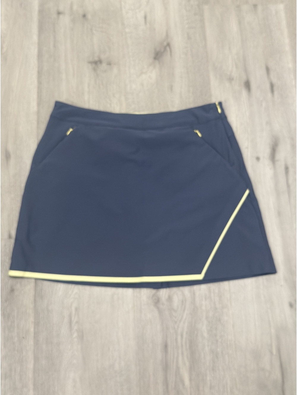 Slazenger Golf Skort Navy Blue with Yellow Accents Size 10